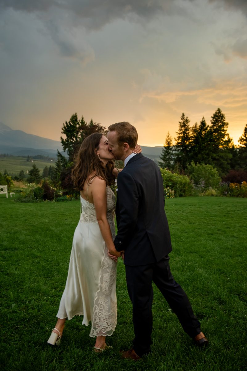 Mt Hood Wedding